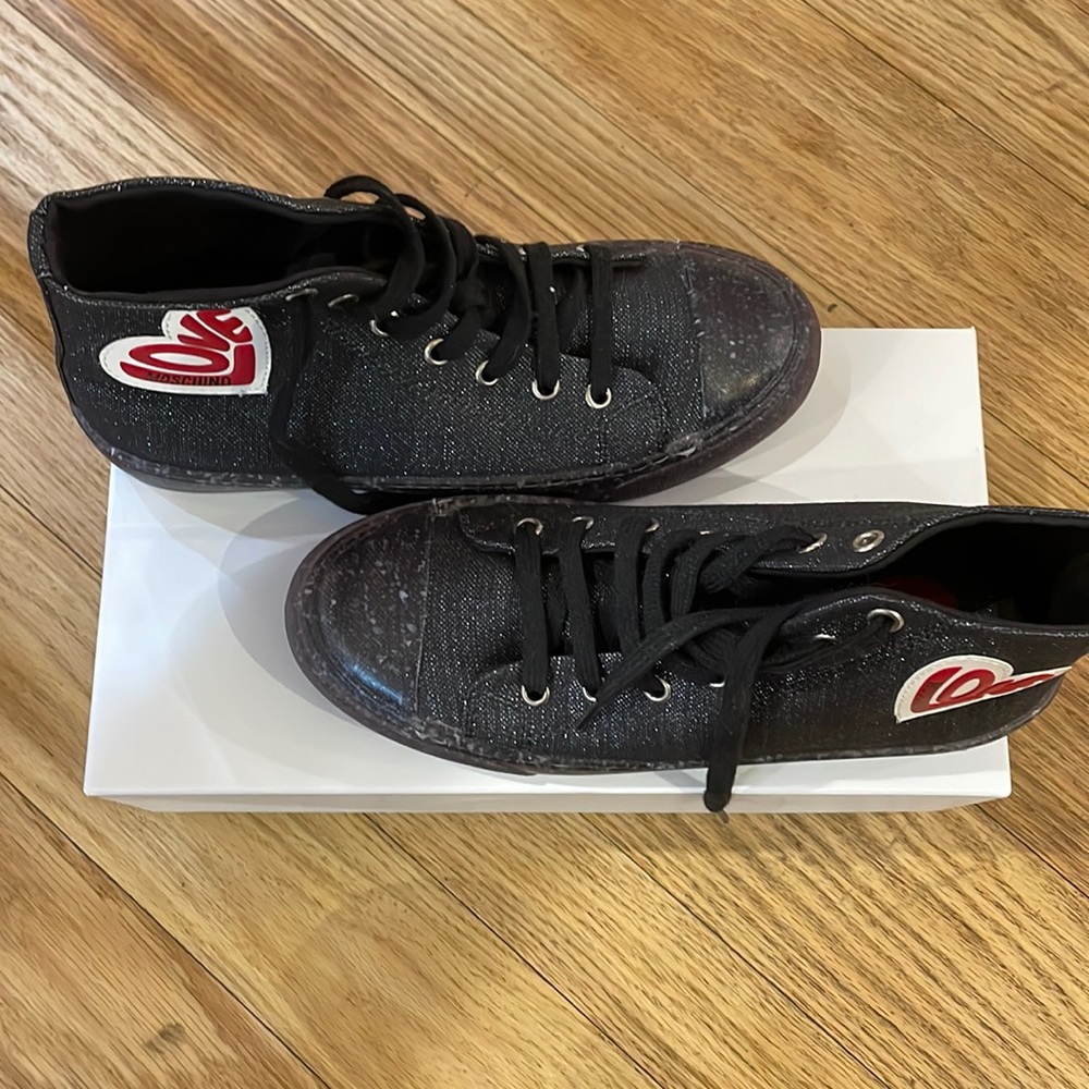 LOVE MOSCHINO SNEAKERS